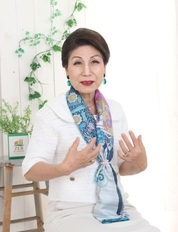 代表取締役社長 深田 理恵